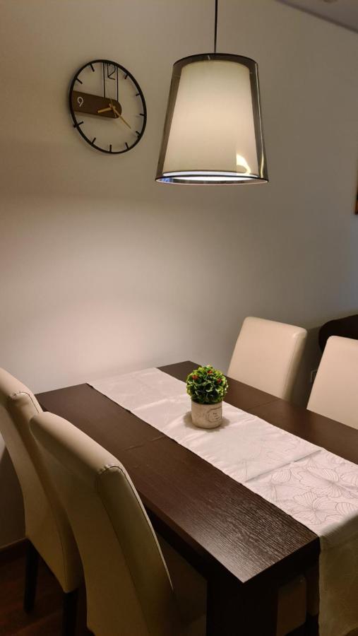 West 65 Apartment Belgrade Luaran gambar